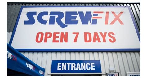 screwfix opening times